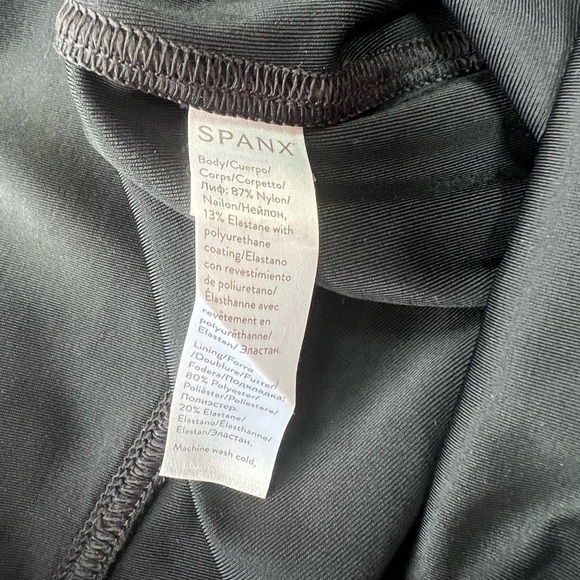 SPANX Faux Leather Moto Black Leggings, size Small - Picture 10 of 13